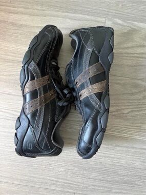 Skechers Black Sneakers with Brown Accent Straps